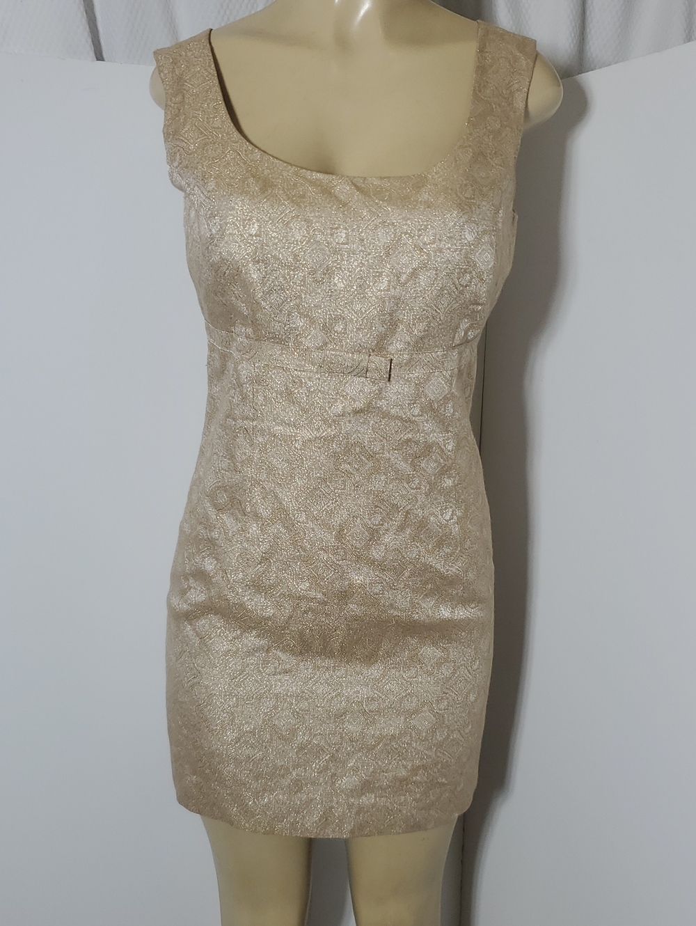 Ideology Sleeveless Metallic Jacquard Sheath Dress in Champagne Size 6